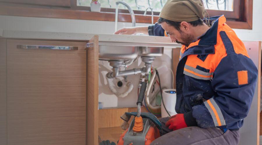 Local water heater installation in East Lansing, MI